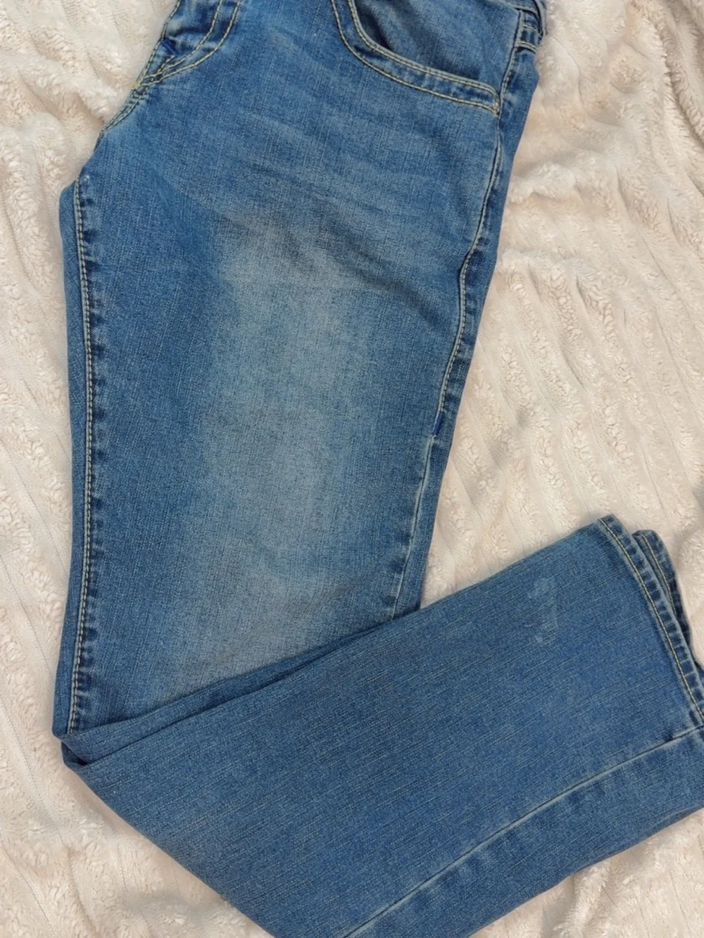 True Religion Men's Light Blue Denim Jeans with Signature Pocket Stitch